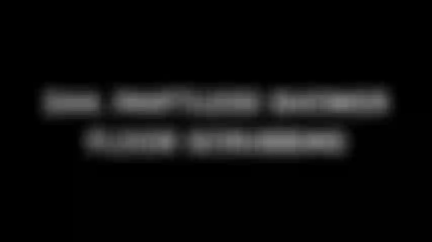 244. Schrubbe ohne höschen den duschboden.