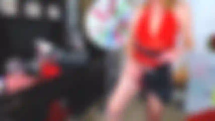 133. Mrs. Claus neckt dich mit fullback-satinhöschen.