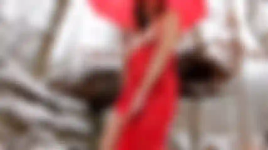 SunnyCheex brutzelt.