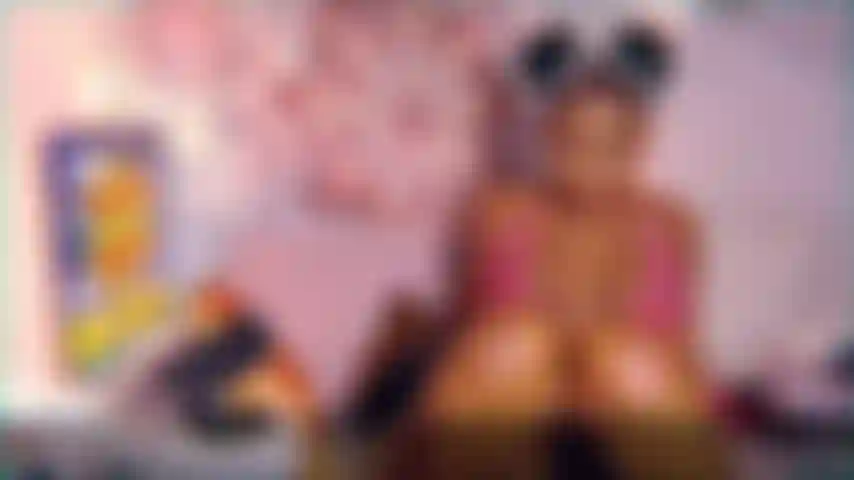 Das ist eine sinnliche selbstbefriedigung. Eine schöne nasse muschi für dich !! Ich probiere verschiedene bearbeitungsstile aus, also hoffe ich, dass sie euch gefallen. Ich lerne noch :).