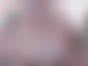 In diesem video öle ich meine riesigen natürlichen titten ein, damit sie glänzend und glatt für deinen harten, pochenden schwanz sind. Ich lasse sie hängen, hüpfen und reiben, während ich schmutzig mit dir rede und dich zum abspritzen ermutige.