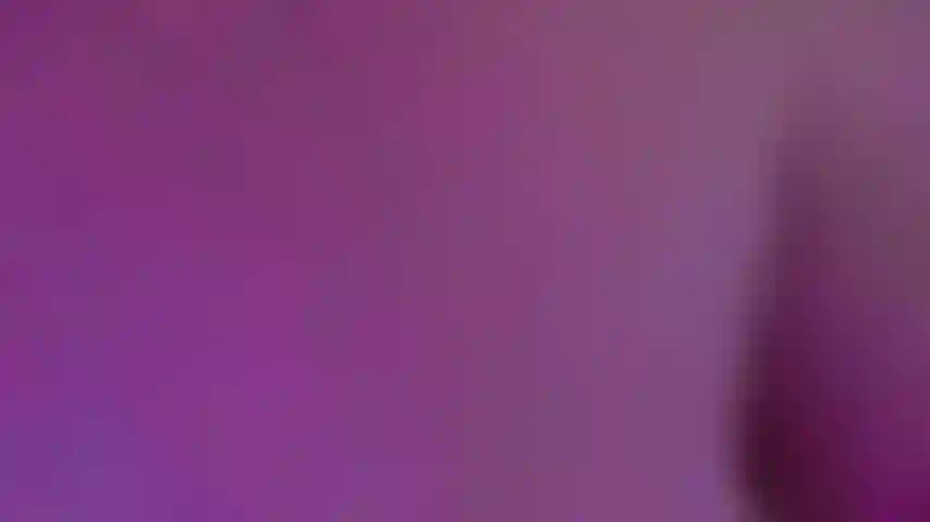 Eine versaute ehefrau für einen großen schwarzen schwanz. Schau zu, wie ich eine schlampe für heißen dirty talk und große schwarze anbetung bin.