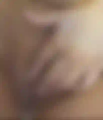 Cheeky Pussy spread in the bath