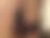 Mein großer sexy arsch sieht in jedem höschen, das ich anprobiere, gut aus.