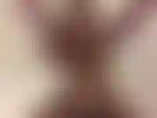 Ich wackele und wackele mit meinen titten und meinem bauch für dich, du liebst das geräusch, das meine titten machen, wenn sie meinen bauch berühren, es macht dich so hart, dass du dir wünschst, du wärst hinter mir!