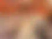 Reverse cowgirl - necke dich nur, um dich hart zu machen, damit ich auf dir sein und dich gut reiten kann! Mein eingeölter arsch wird überall auf deinem schwanz hüpfen, bis ich dich hart zum abspritzen bringe.