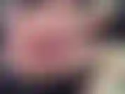 Nachdem ich meine muschi und meinen arsch gedehnt hatte, benutzte ich einen riesigen dildo, um meinen arsch noch mehr zu dehnen. Die meinen üppigen schwanz aus meinem engen arschloch drückt (teil 2).