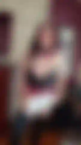 19 Yo, rollenspiel, college.