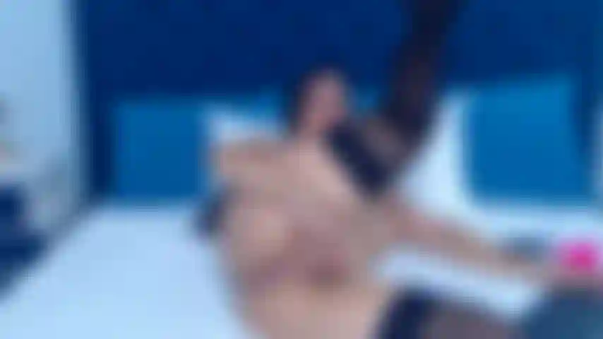 Eine sexy latina mit hartem penetraticon.