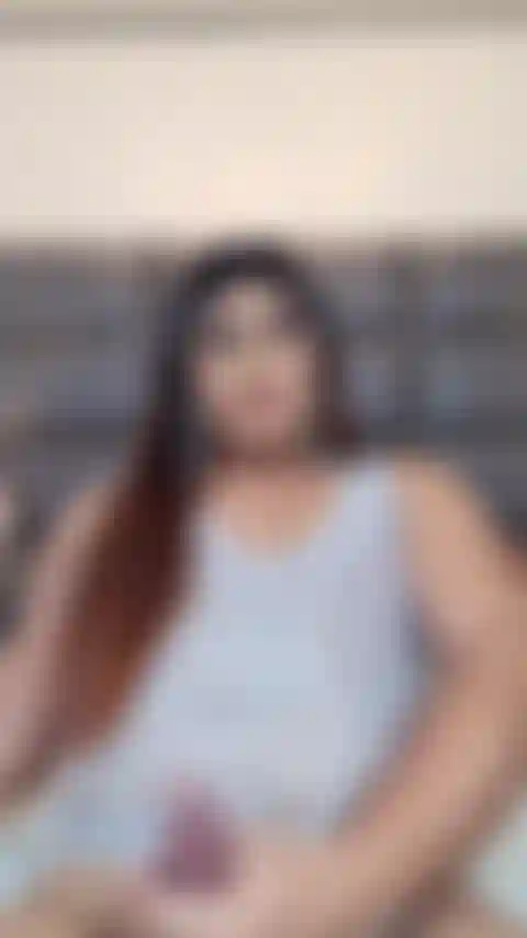 Ein harter schwanz und große eier, eingeölt für einen extremen orgasmus.