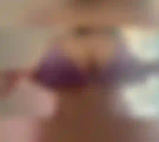 Lasse meine eingeölten titten hüpfen! Joi und cum countdown.