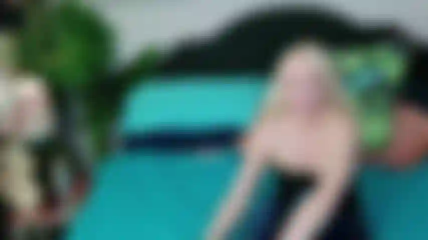 Ich besudele und erniedrige dich wegen deines fußfetischs.