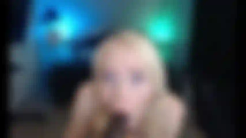 Bbc lutscht und fickt.