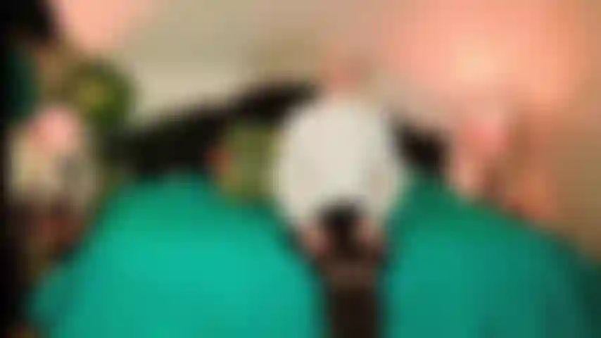 Habe einen seidenblusenfetisch und komme.