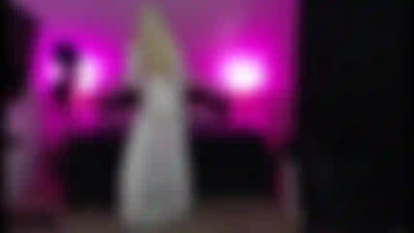 Ghost fickt neuen hausbesitzer im rollenspiel.