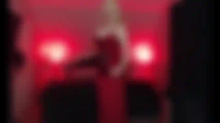 Schlagsahnespiel zum valentinstag.