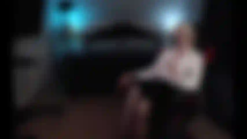 Kollegin will im büro ficken.