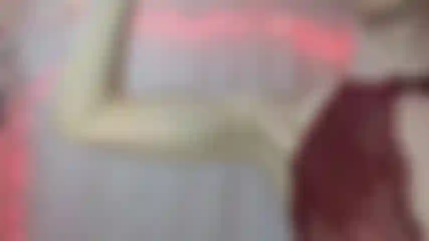 Körper- und muskelanbeter in dessous