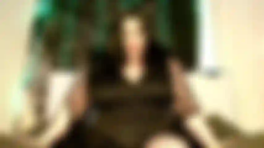 Das ding, das nur das sofa fickt.