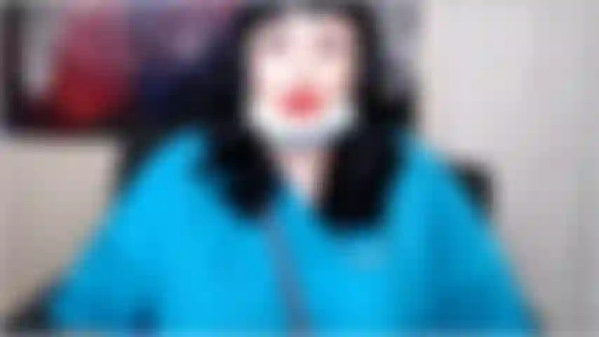 Von unten nach unten und die knie auseinander, bereit für miss deviant, um dich zu besamen. Eine neue weltordnung ist da und alle männer werden zu spermaliebenden, gehorsamen weichlingen gezüchtet!