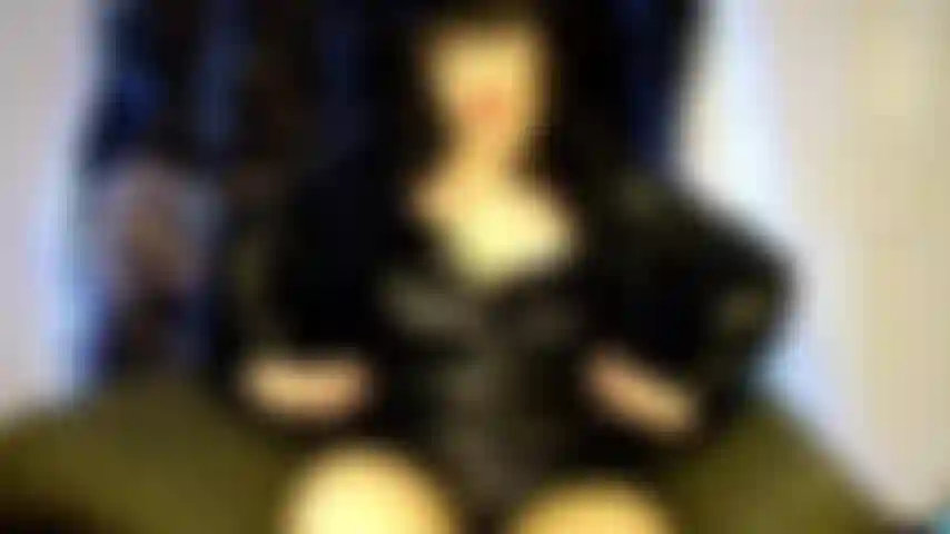 Die nach allem streichelt.