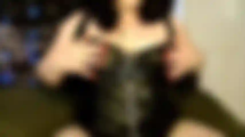 Wichse für meine titten.