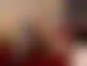 Es ist die jahreszeit zum abspritzen! In meinem ungezogenen weihnachtsvideo komme ich mit meinem zuckerstangendildo.