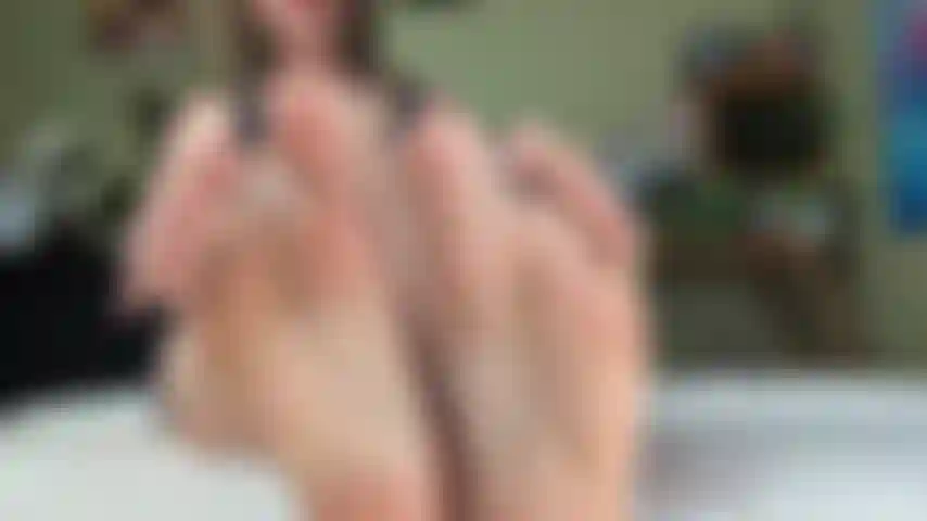 Foot Closeup and Stroking Orgasm - SUPER HOT