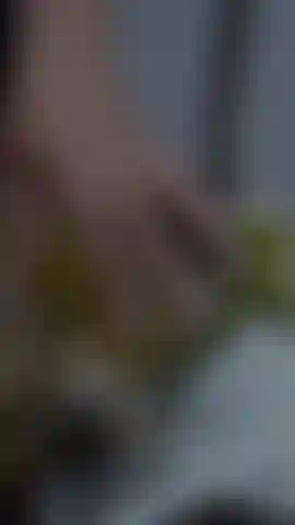 Finden sie ihren geschmack in langsam gezogenem rauch.