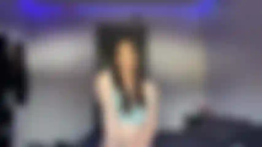 Cei, oder ich stelle dich jedem vor, den du kennst.