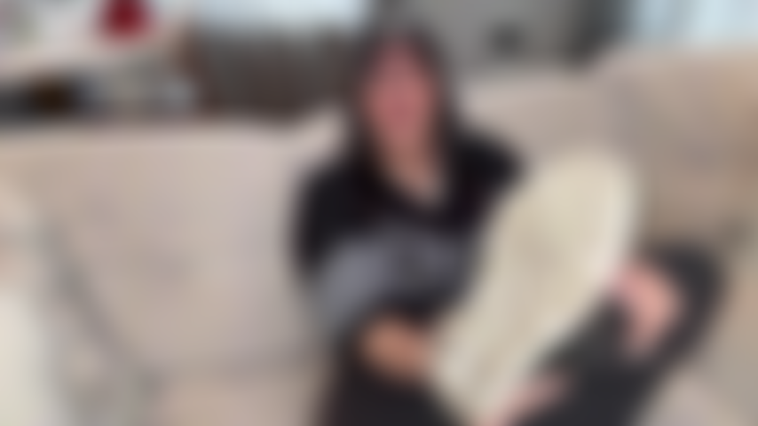 Schluck mein sperma und bete meine füße an!