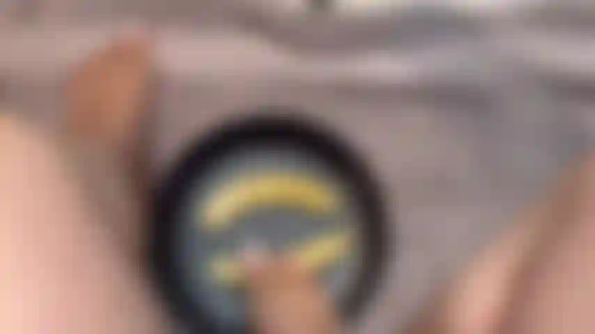 Komme auf meine füße, nachdem ich mit ihnen bananen zerdrückt habe!