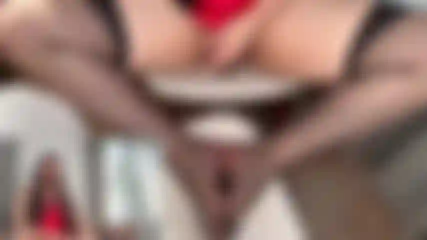 Und komme auf meine strümpfe.