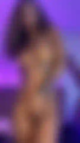 Â.