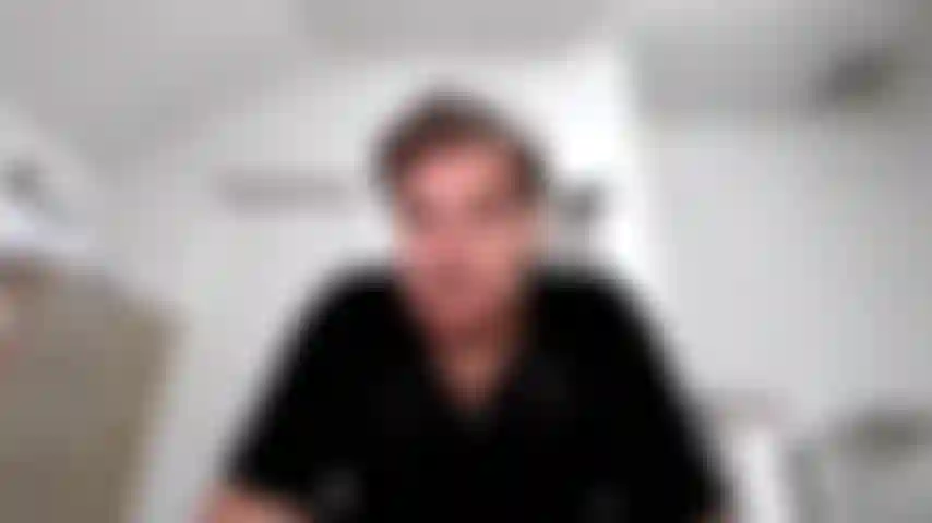 Cuckold verbale demütigung. Du hast einen kleinen schwanz und ich werde deine frau schwängern.