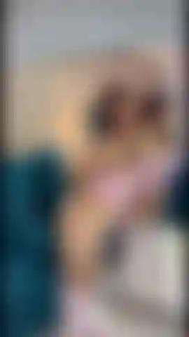 A slow and burning game where the brightness says it all...