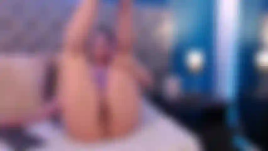 Ich will deinen schwanz in meiner muschi.