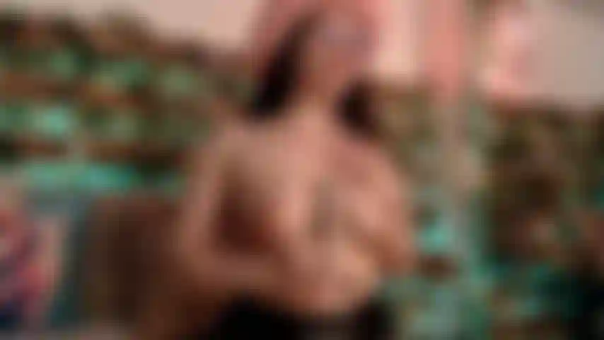 Sie möchten wippende brüste sehen.