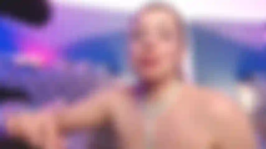 I wish I could give you the best kiss while you touch me