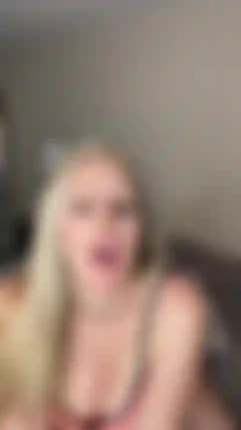 Bin geil aufgewacht und lass uns mit analplugs spielen.