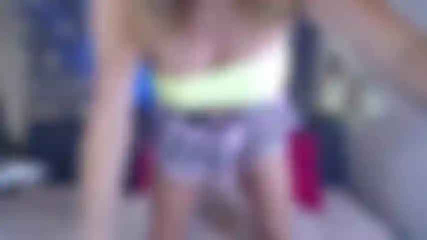 Ich benutze diesen bbc-umschnalldildo, um dich zu ficken!!