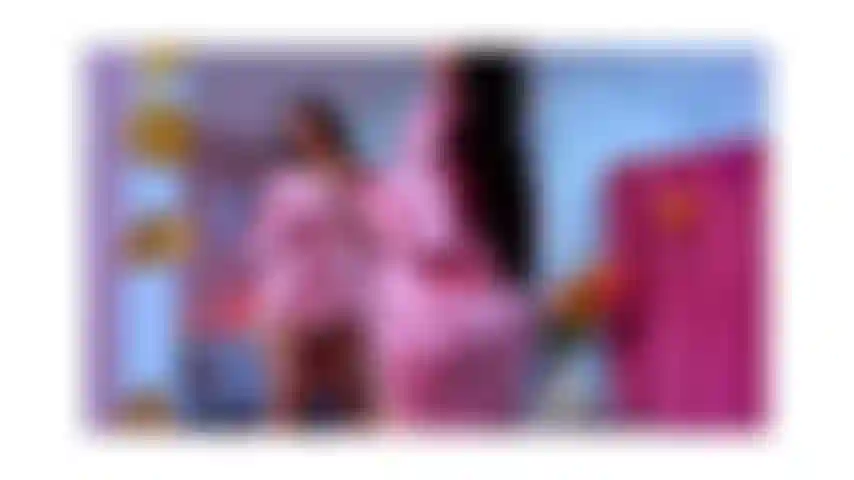 Striptease und nasser blowjob!