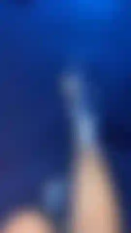 Ich benetze meine heißen füße 🥵.