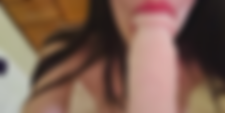 Bj/ deepthroating in the bathroom