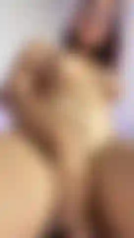 Und reite mit meinem großen dildo.