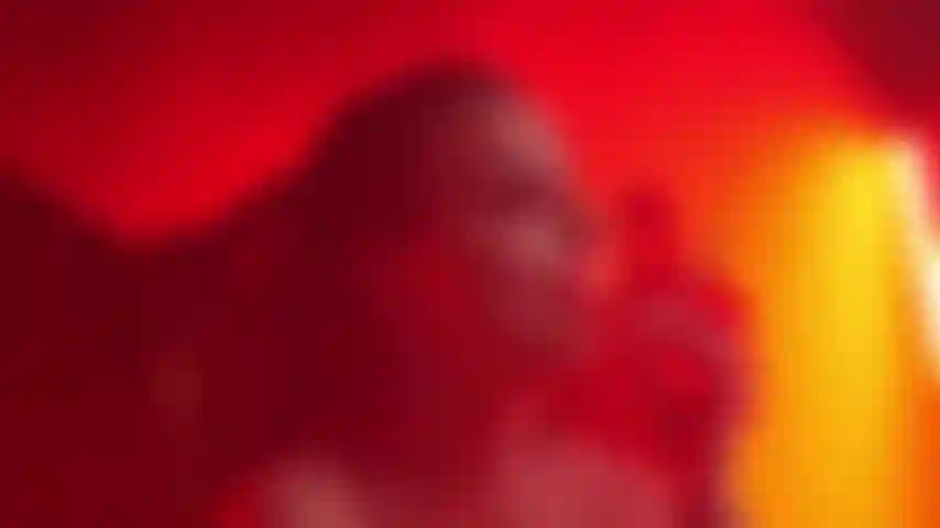 Enthülle deine fantasien, komm jetzt zu mir.