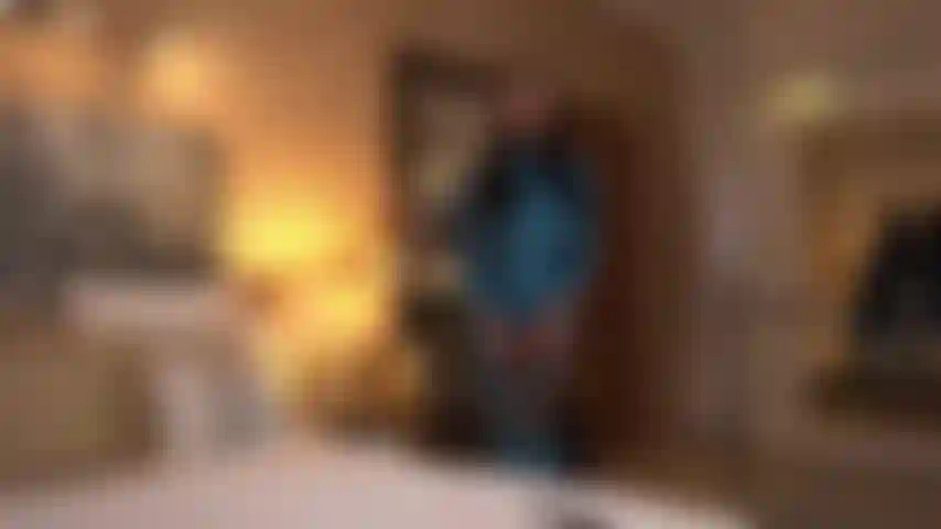 Supernatural verführerin nimmt dich mit auf ihr raumschiff und macht dich zu ihrem vergnügen zu ihrer gefangenen!