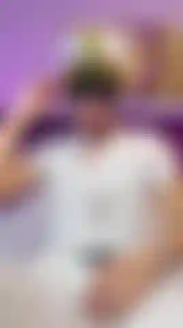 You put a finger in my ass, or better I continue with what I'm doing