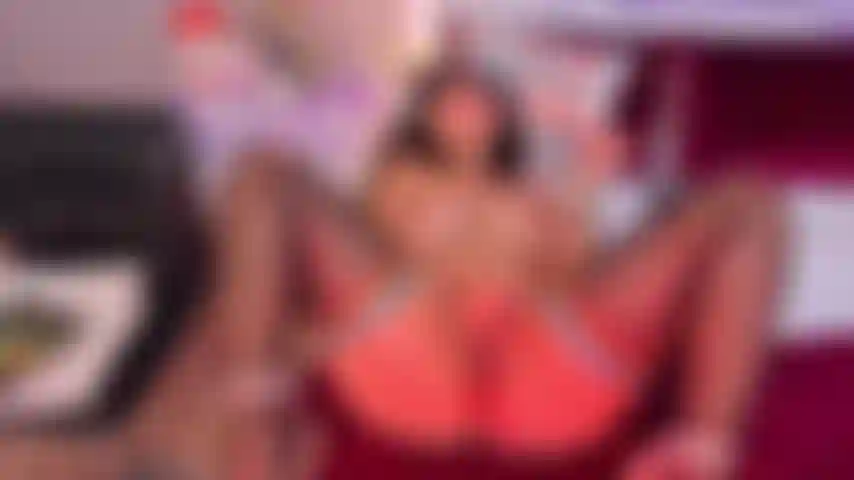 Zuerst möchte ich, dass du mich siehst! Dann fick mich, als ob nur du wüsstest, wie es geht.