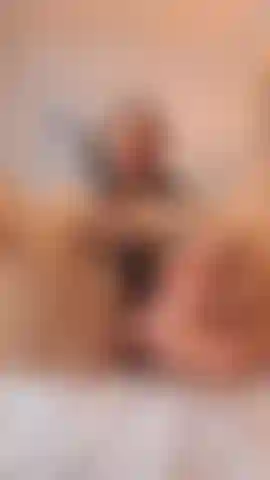 Benutze alle meine spielzeuge in meiner muschi-zusammenstellung